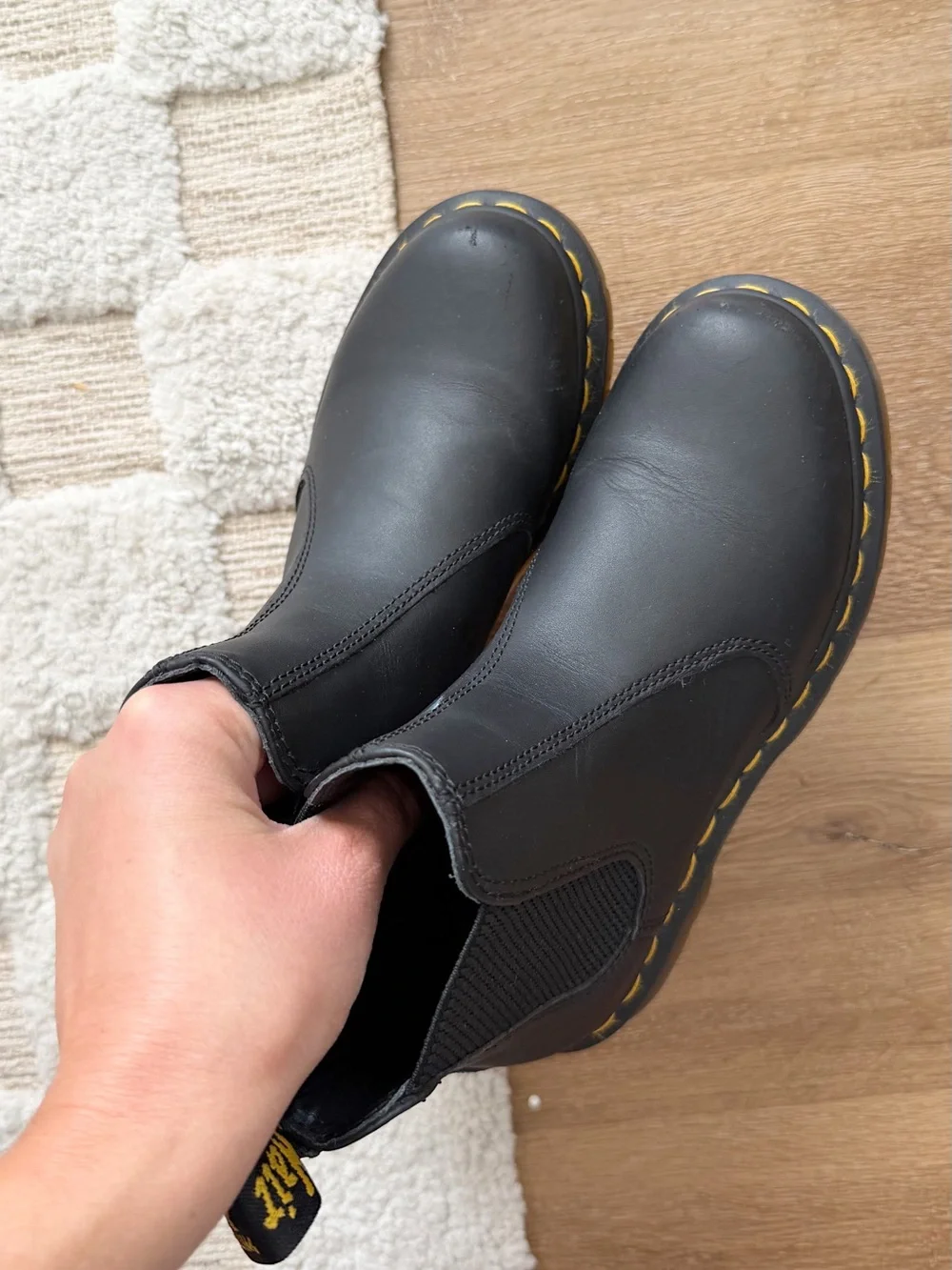 Dr. Martens like features